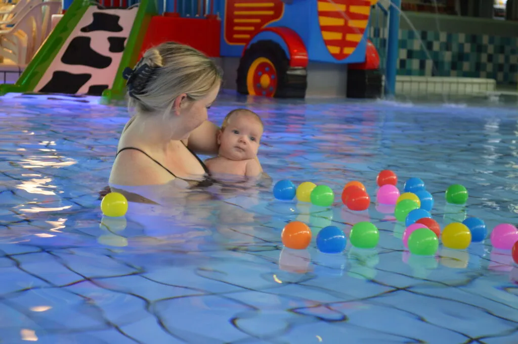 Bad Hesselingen Subtropical Swimming