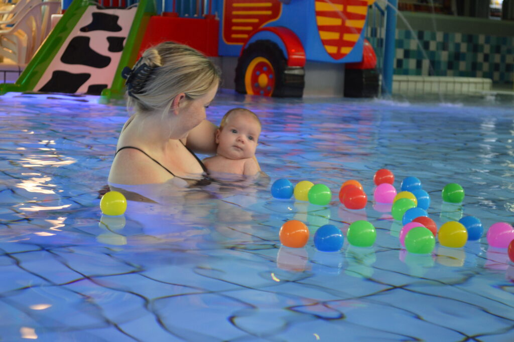 Bad Hesselingen Subtropical Swimming
