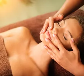 Japanese Spa 都 Miyako