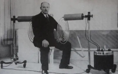 Torus Waves: Multiwave oscillator expert!
