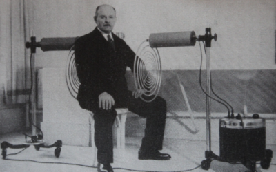 Torus Waves: Multiwave oscillator expert!