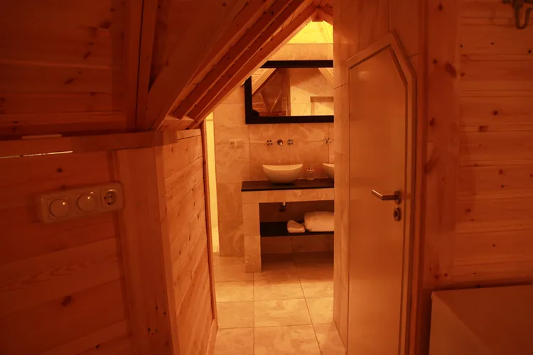 Vitara private sauna