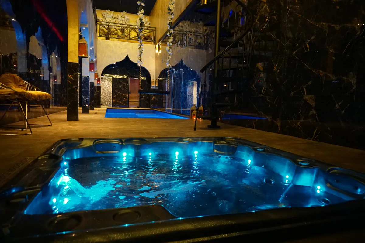 Atlantic Spa Privé Sauna met zwembad