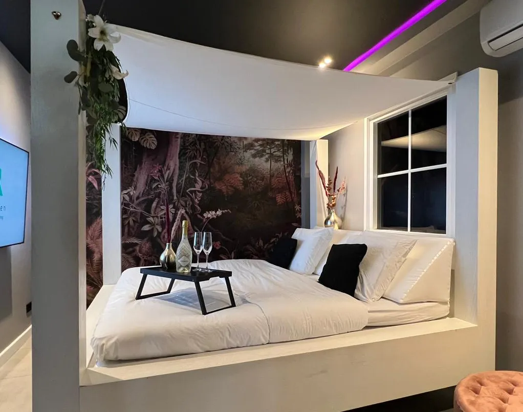 La L'eauds Privé Wellness