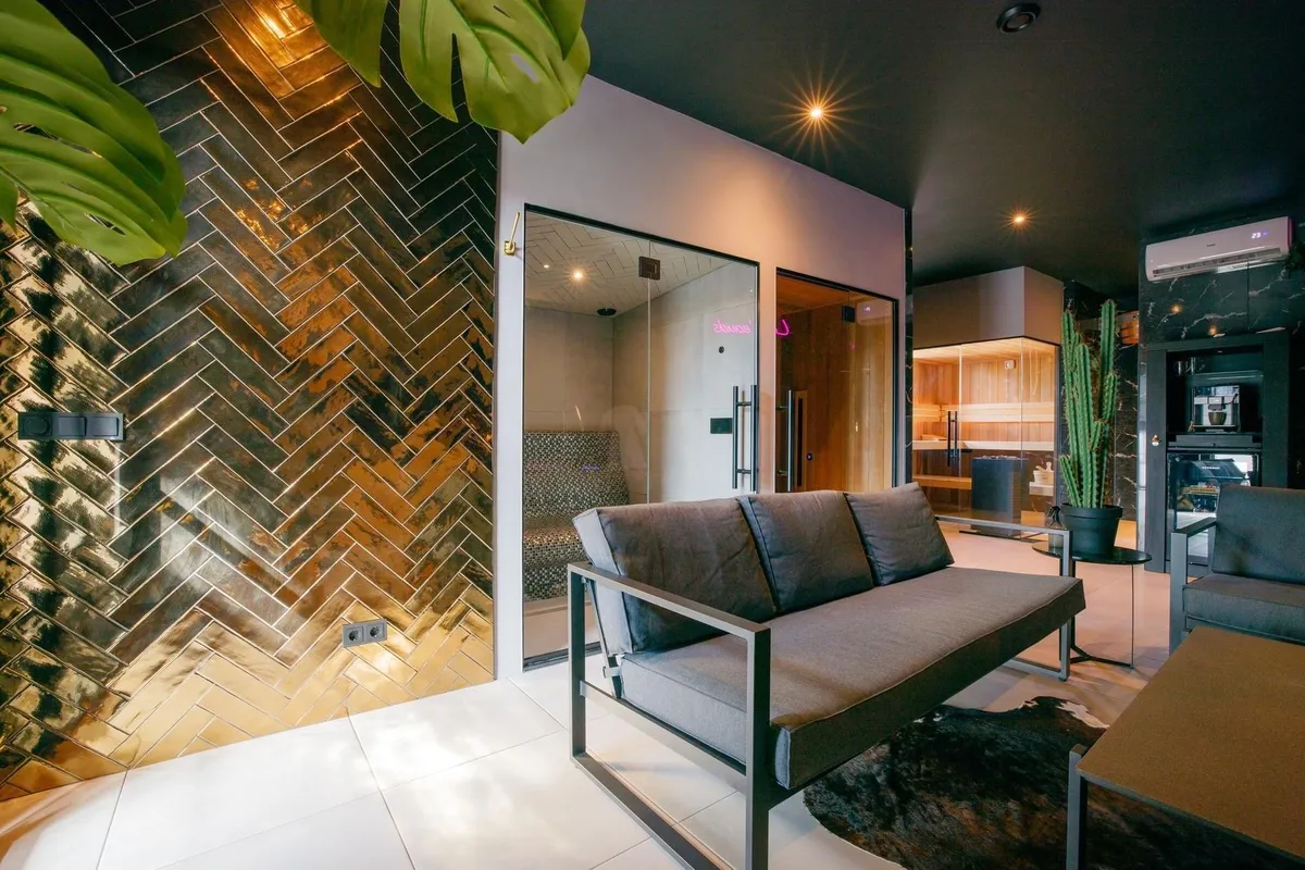 La L'eauds Privé Wellness