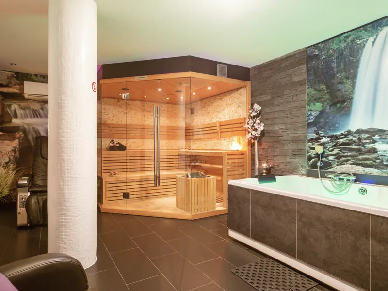 Prive Sauna [PriveSauna.com]